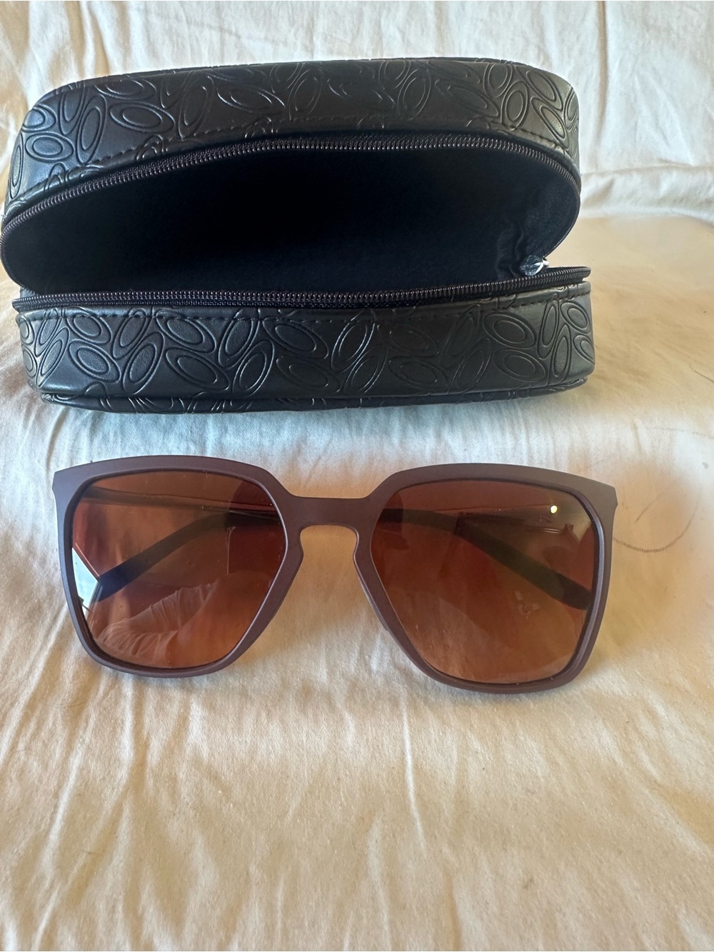 Oakley Sielo SQ OO9480-0257 Sunglasses Matte Grenache Prizm 57mm